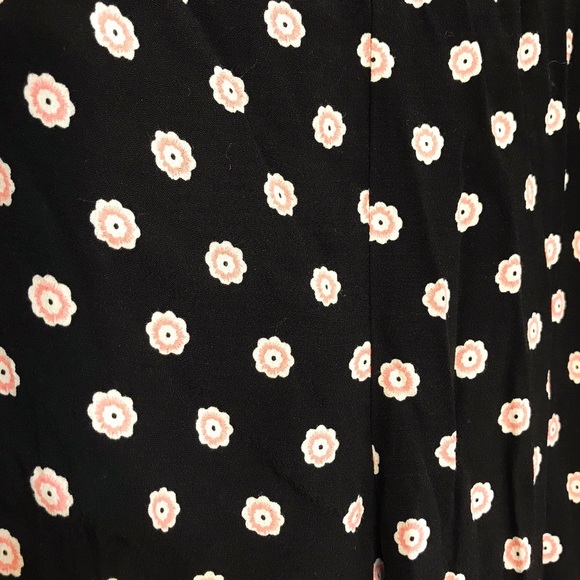 Forever 21 Floral Dress Pants - Picture 4 of 9